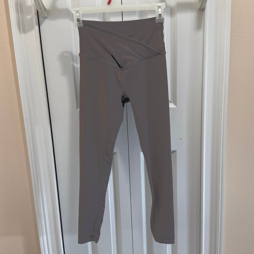 Victoria’s Secret size 2 taupe high rise leggings cross V waist 24” inseam